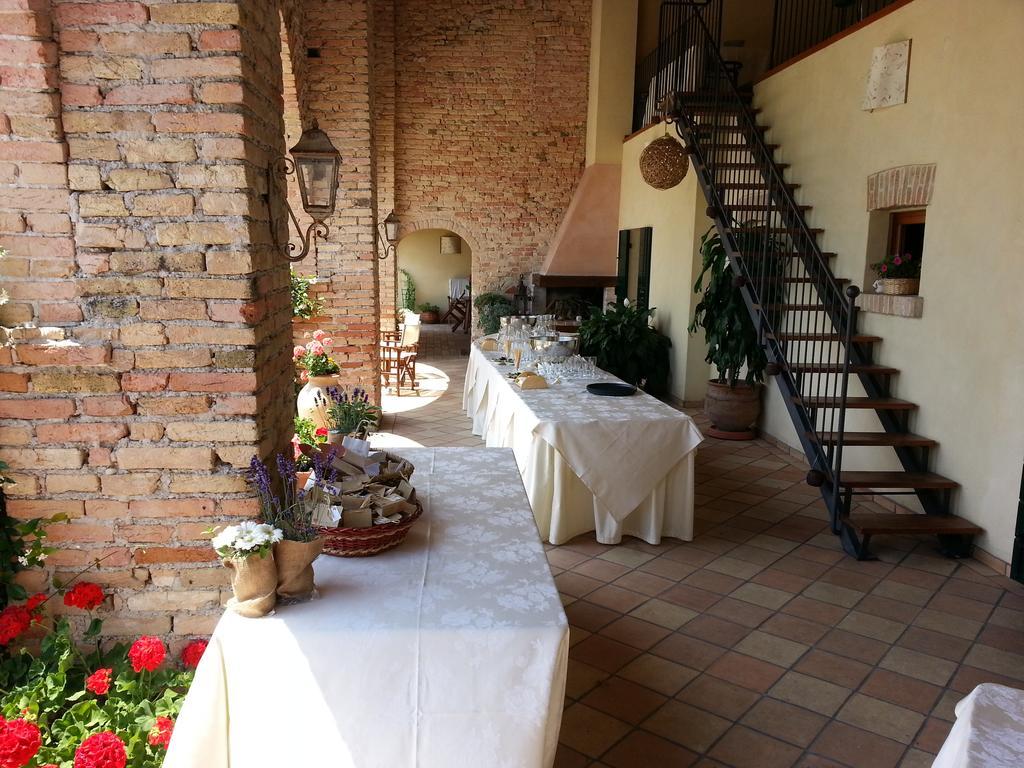 Hostal Il Rifugio Del Poeta San Biagio di Callalta Exterior foto
