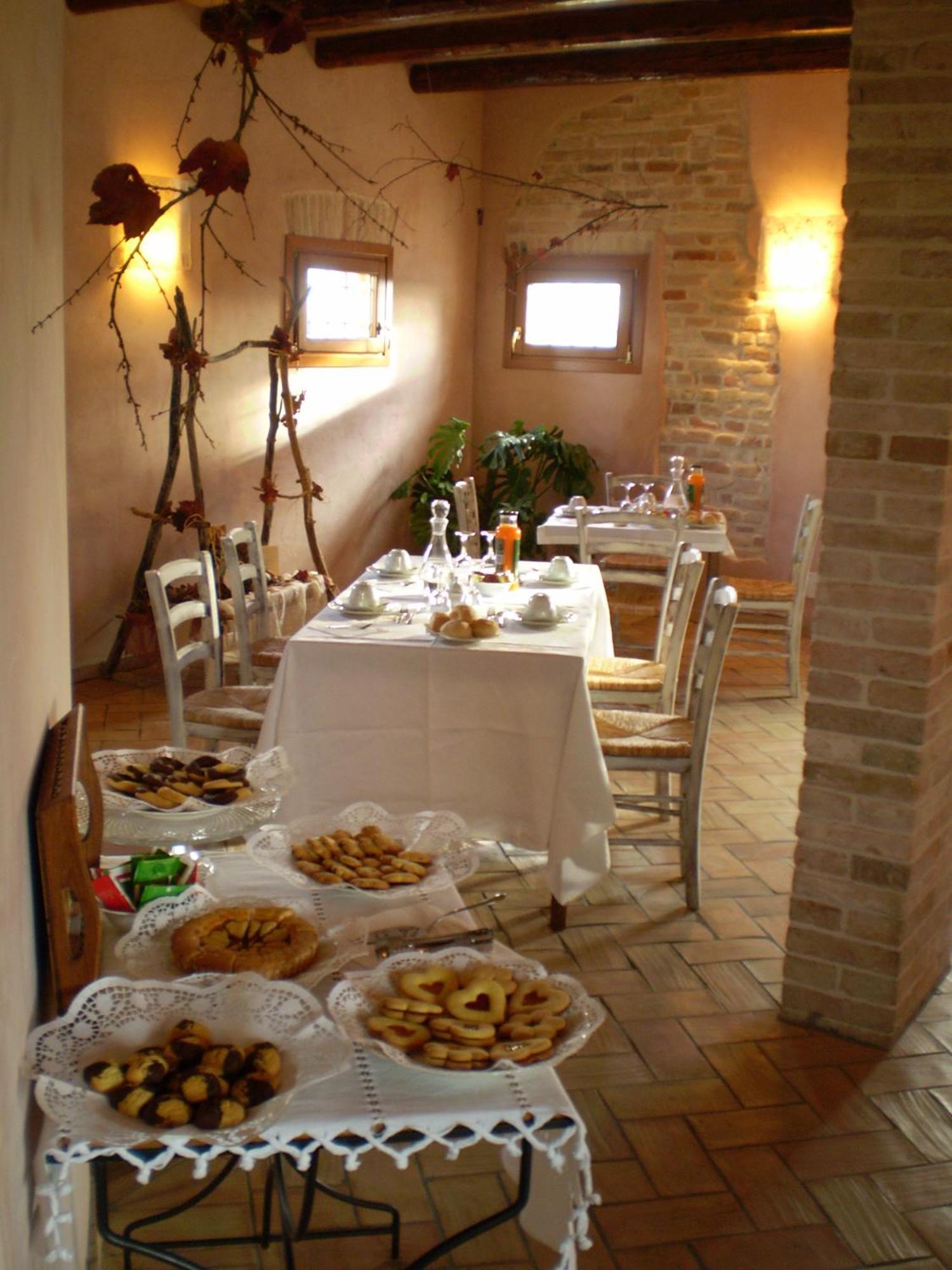 Hostal Il Rifugio Del Poeta San Biagio di Callalta Exterior foto